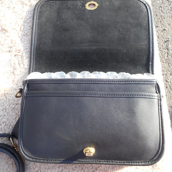 Vintage Coach  Pocket Purse 9755 , in Black made in United States before 1994 - Picture 6 of 10